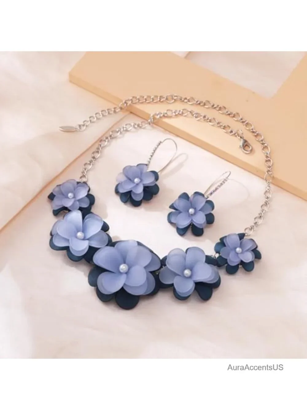 Flower Collar Necklace & Earrings Set, Acrylic Boho Jewelry